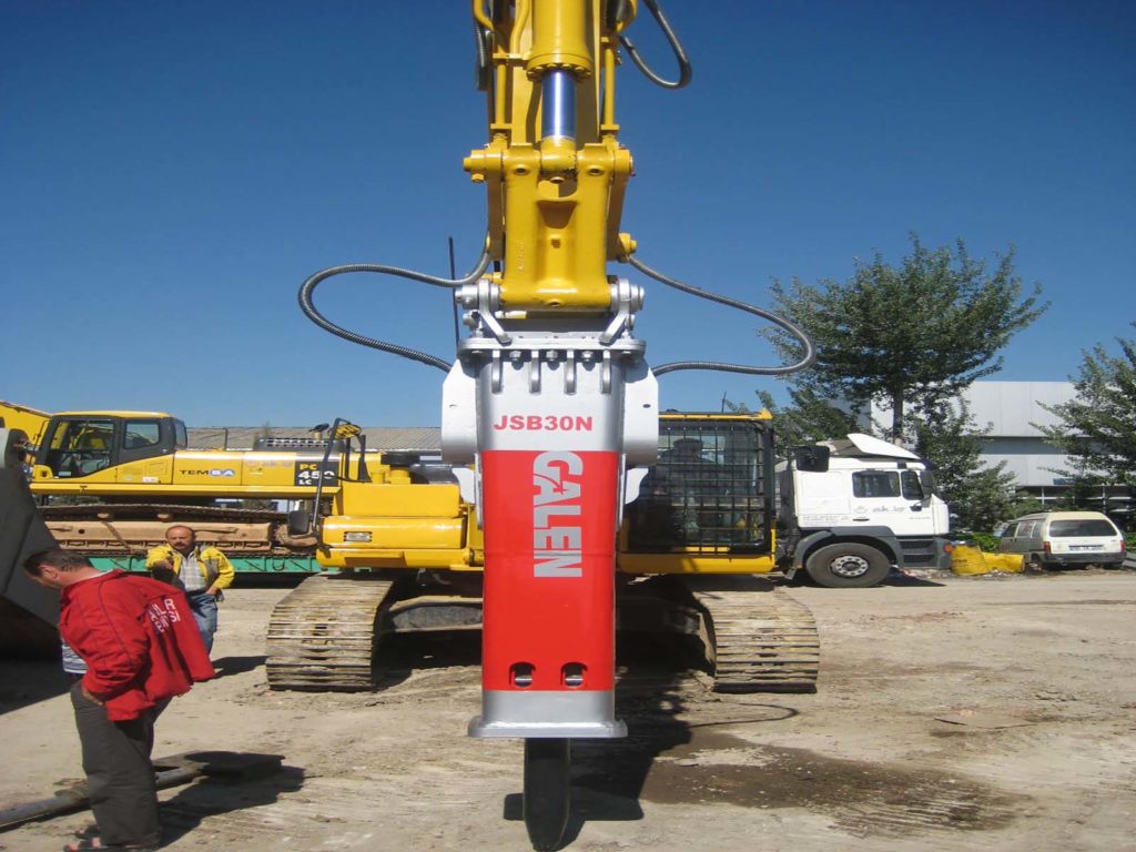 Hydraulic Crusher Handling and Compact Attachments