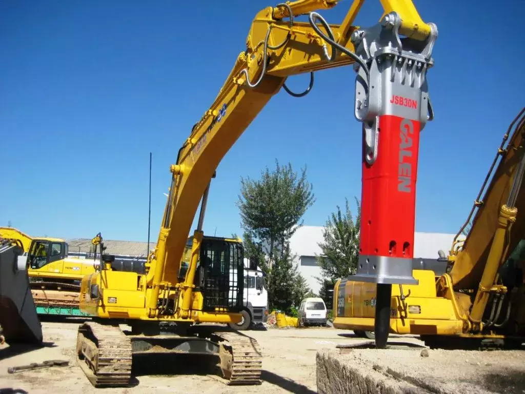 Hydraulic Crusher Handling and Compact Attachments